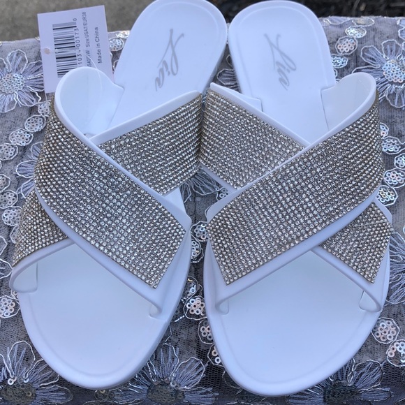 NWT White sandals with rhinestone - Picture 2 of 3